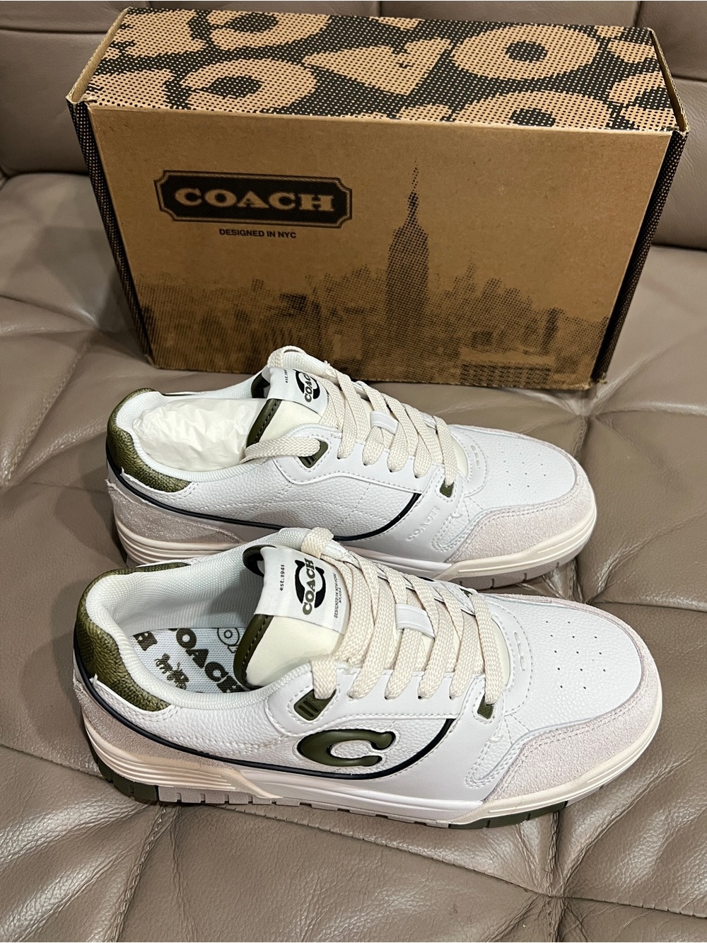 Coach White Sneakers with Olive Green Accents,Women Size:8 - Picture 5 of 8